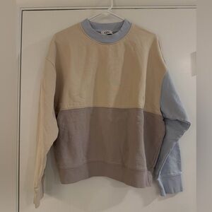 COS Colorblock Crewneck Sweatshirt Relaxed Fit | Minimalist Scandinavian Style